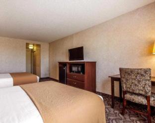 Photo of Bedroom in South Montebello