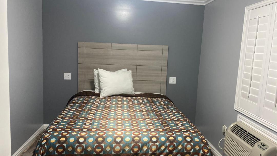 Photo of Bedroom in South Gate