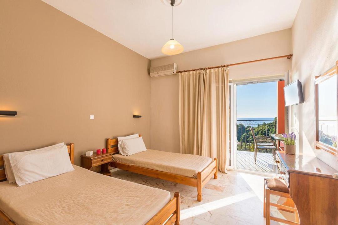 Photo of Bedroom in Sinarades