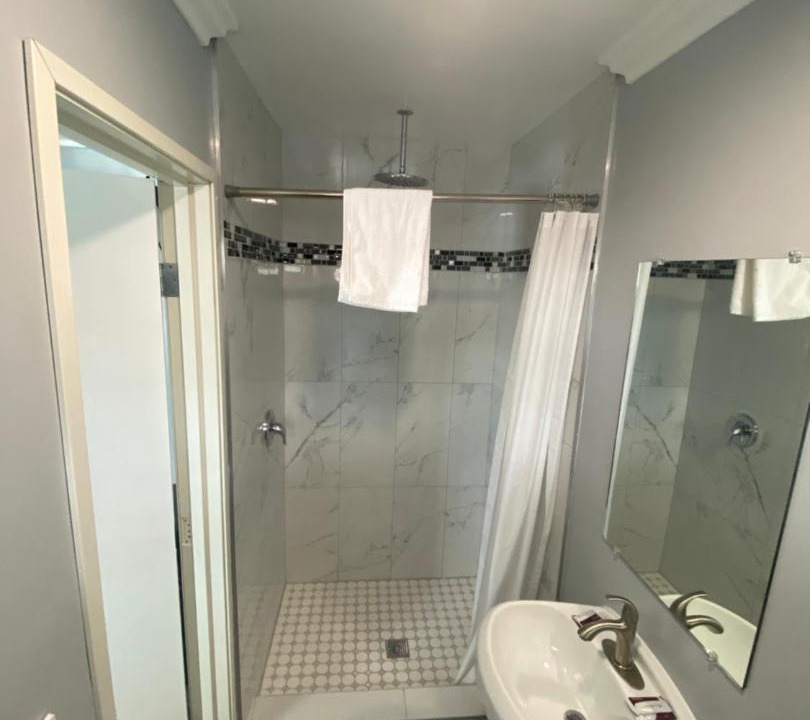 Photo of Bathroom in South Gate