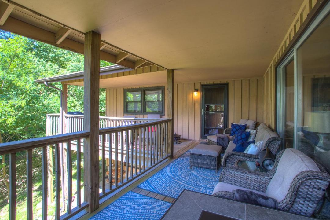 Photo of Others in Blowing Rock