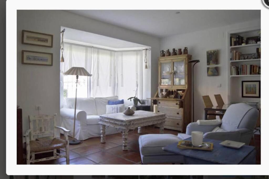 Photo of Livingroom in Cabo Roche