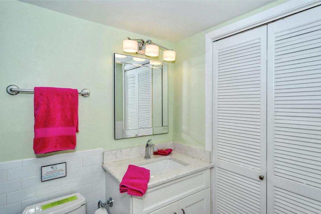 Photo of Bathroom in Longboat Key
