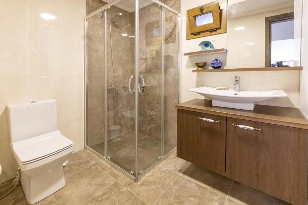 Photo of Bathroom in Golturkbuku