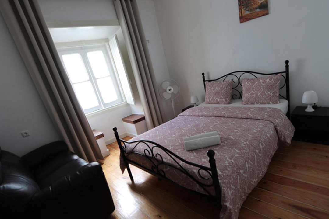 Photo of Bedroom in Baixa