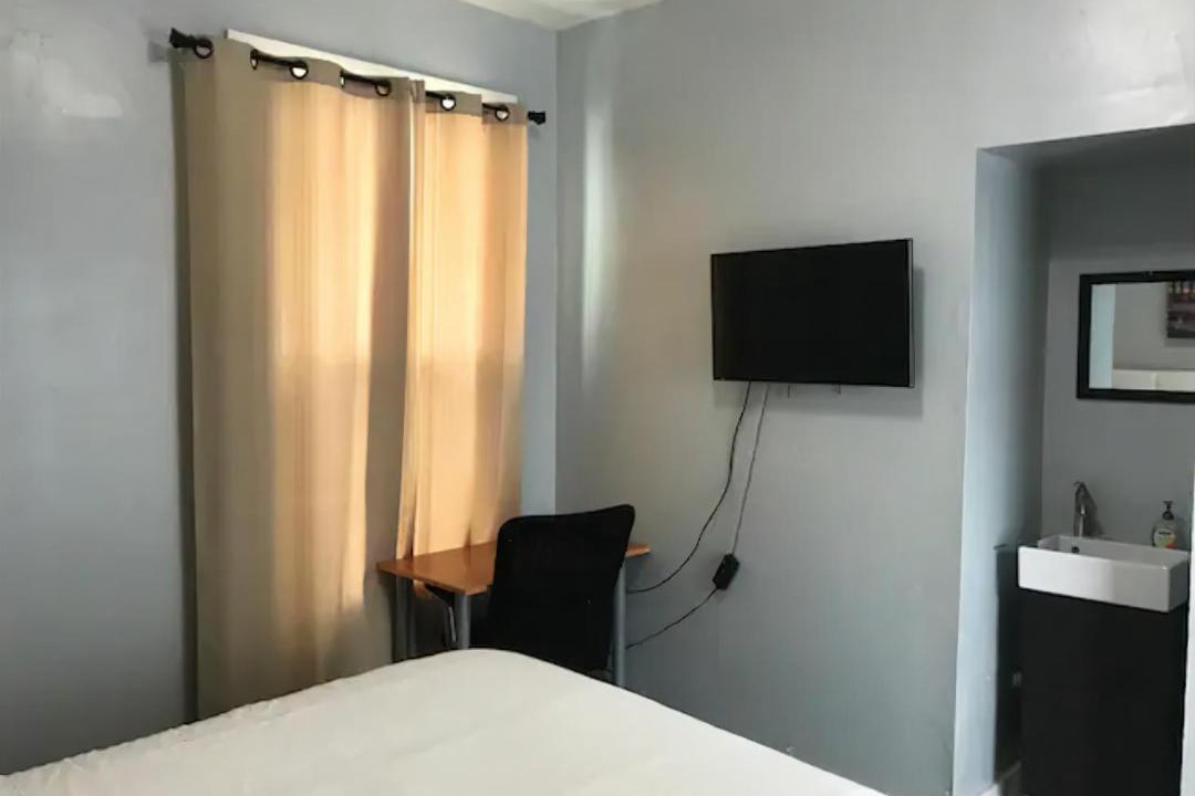 Photo of Bedroom in Theater District