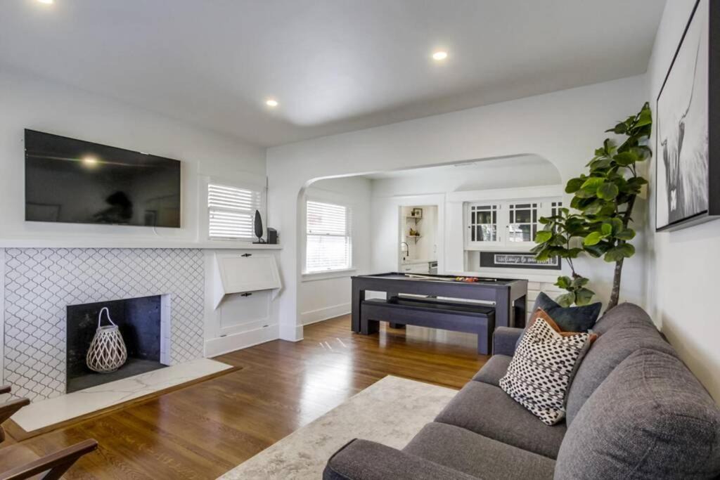 Photo of Livingroom in North Park
