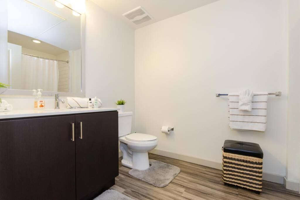 Photo of Bathroom in Downtown Los Angeles