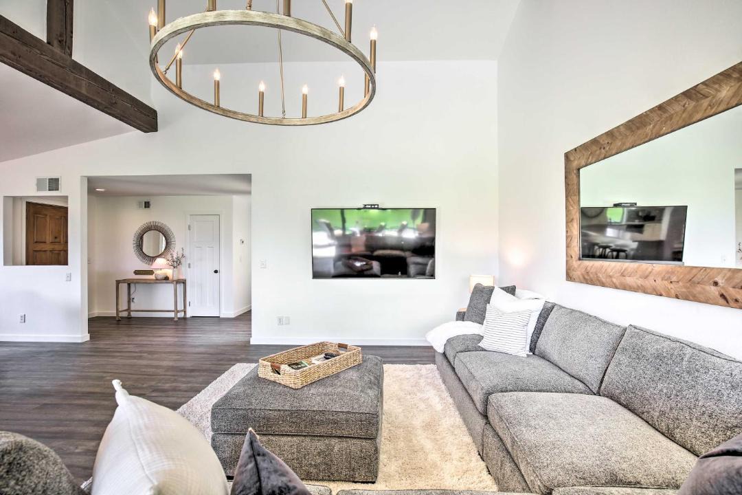 Photo of Livingroom in Palm Desert