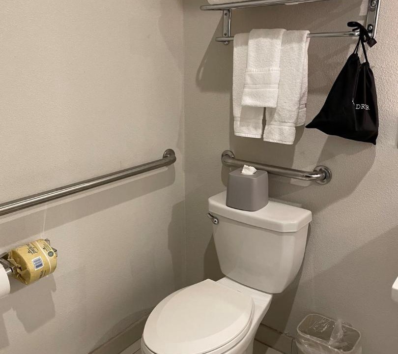 Photo of Bathroom in Corona