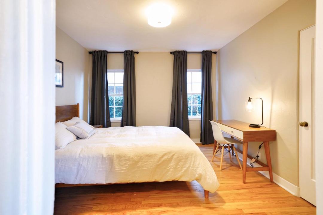 Photo of Bedroom in Newhall