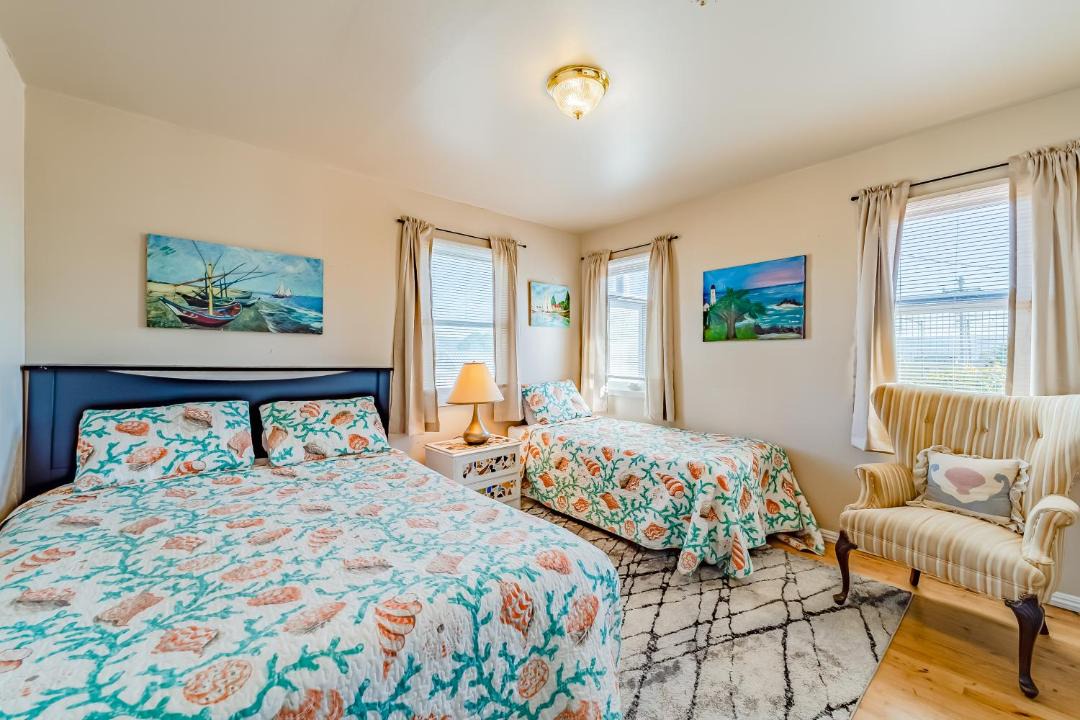Photo of Bedroom in Crescent City