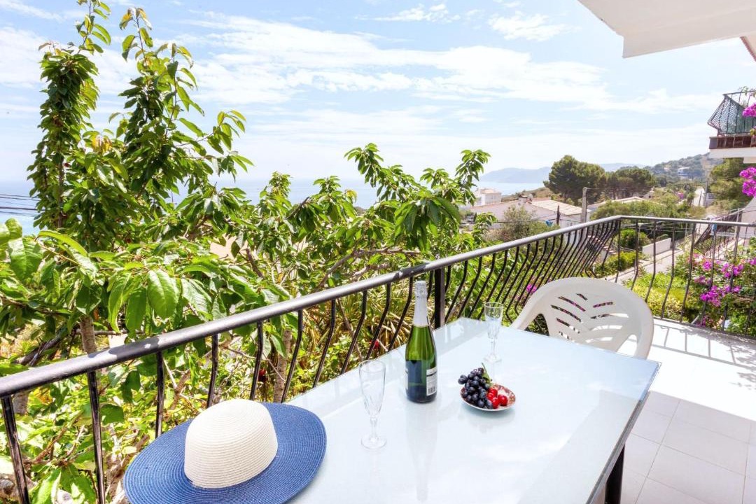 Photo of Patio Balcony in Llanca
