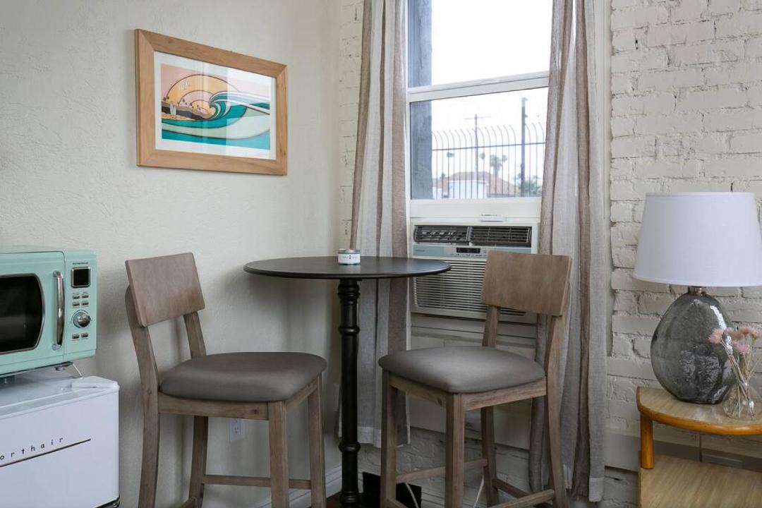 Photo of Livingroom in Rampart Village