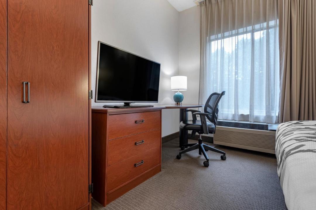 Photo of Bedroom in Amherst