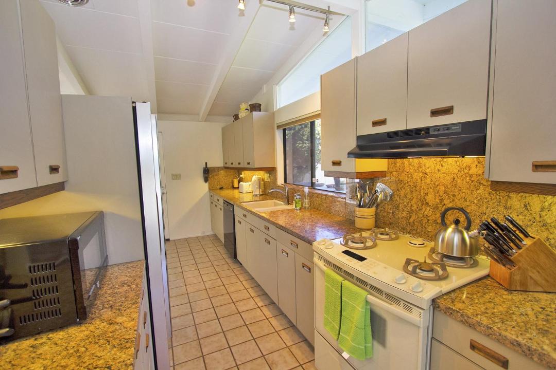 Photo of Kitchen in Magnesia Falls Cove
