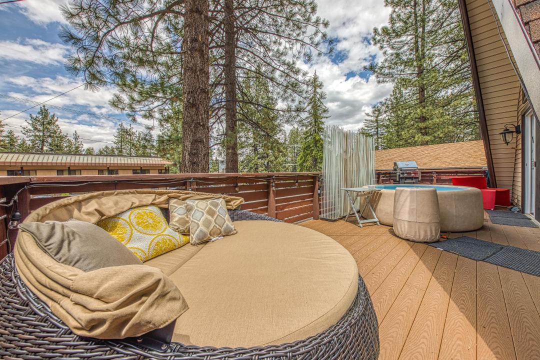 Photo of Patio Balcony in Summit Estates