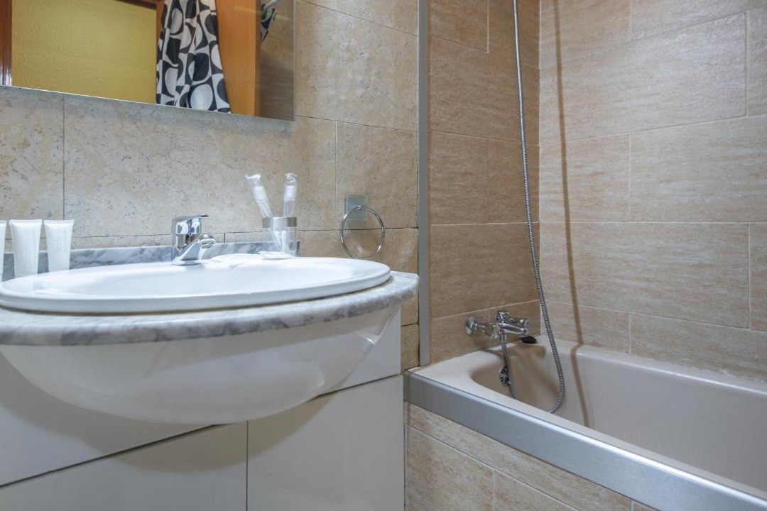 Photo of Bathroom in Salou City Centre