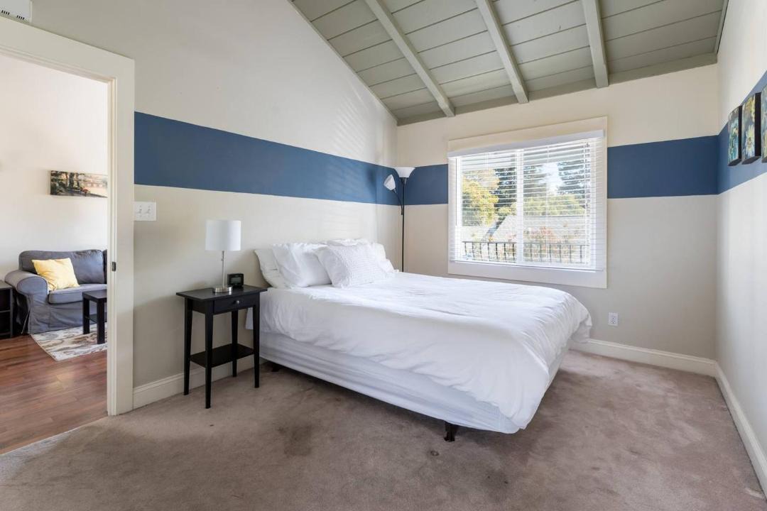 Photo of Bedroom in Shoreline West