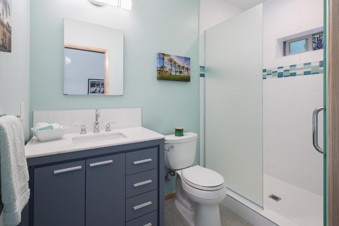 Photo of Bathroom in Bixby Knolls