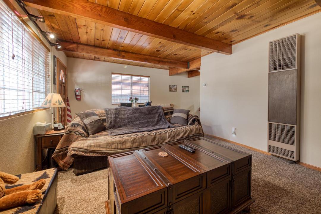 Photo of Livingroom in Big Bear Lake