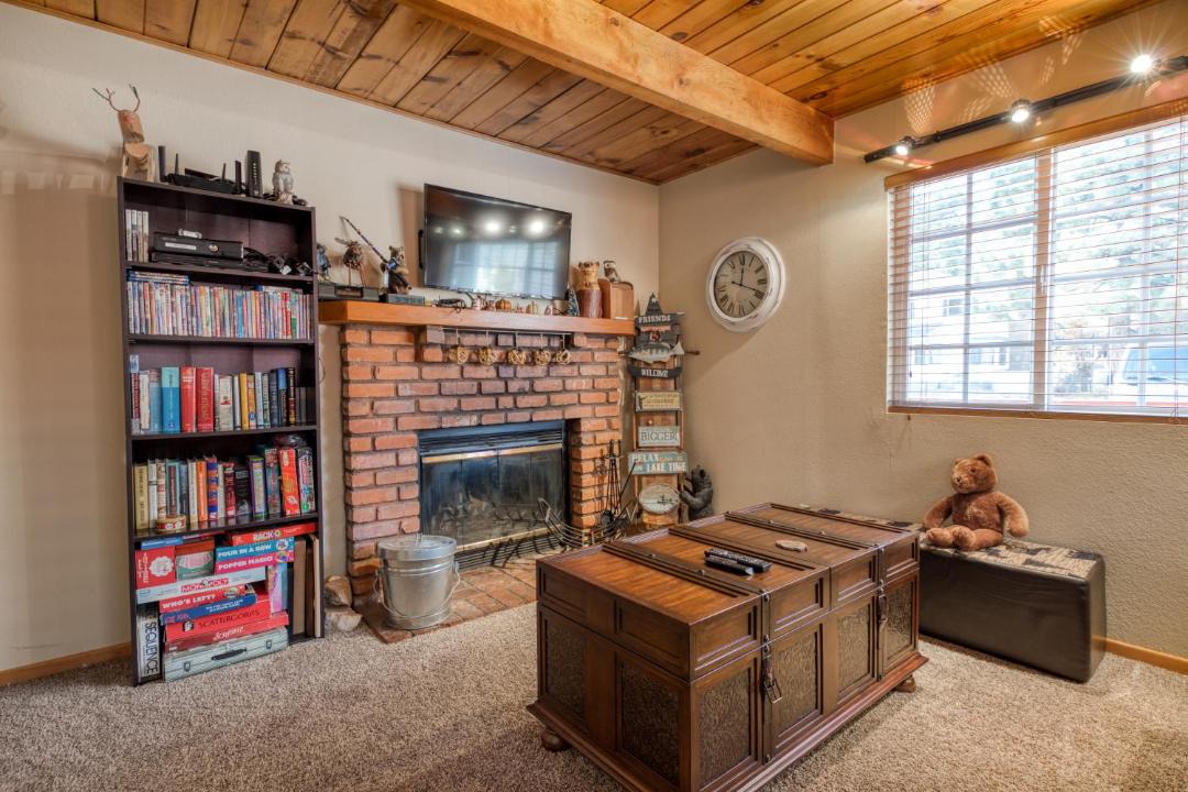Photo of Livingroom in Big Bear Lake