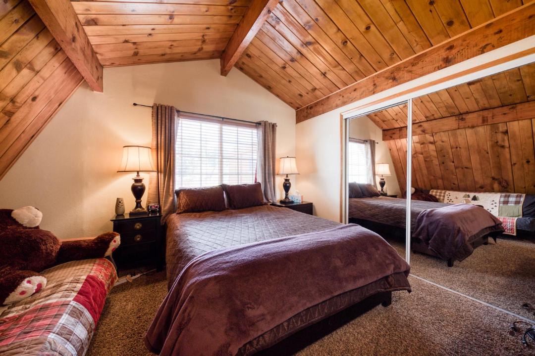 Photo of Bedroom in Big Bear Lake