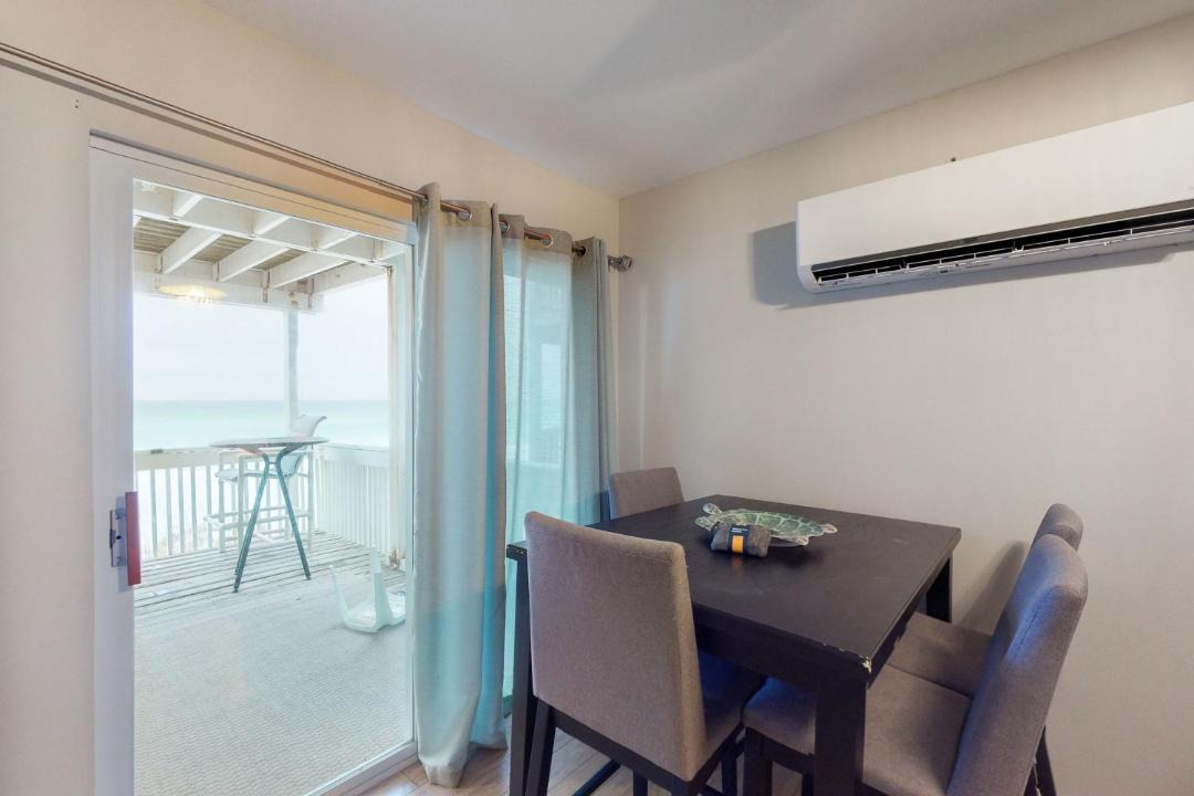 Photo of Livingroom in Miramar Beach