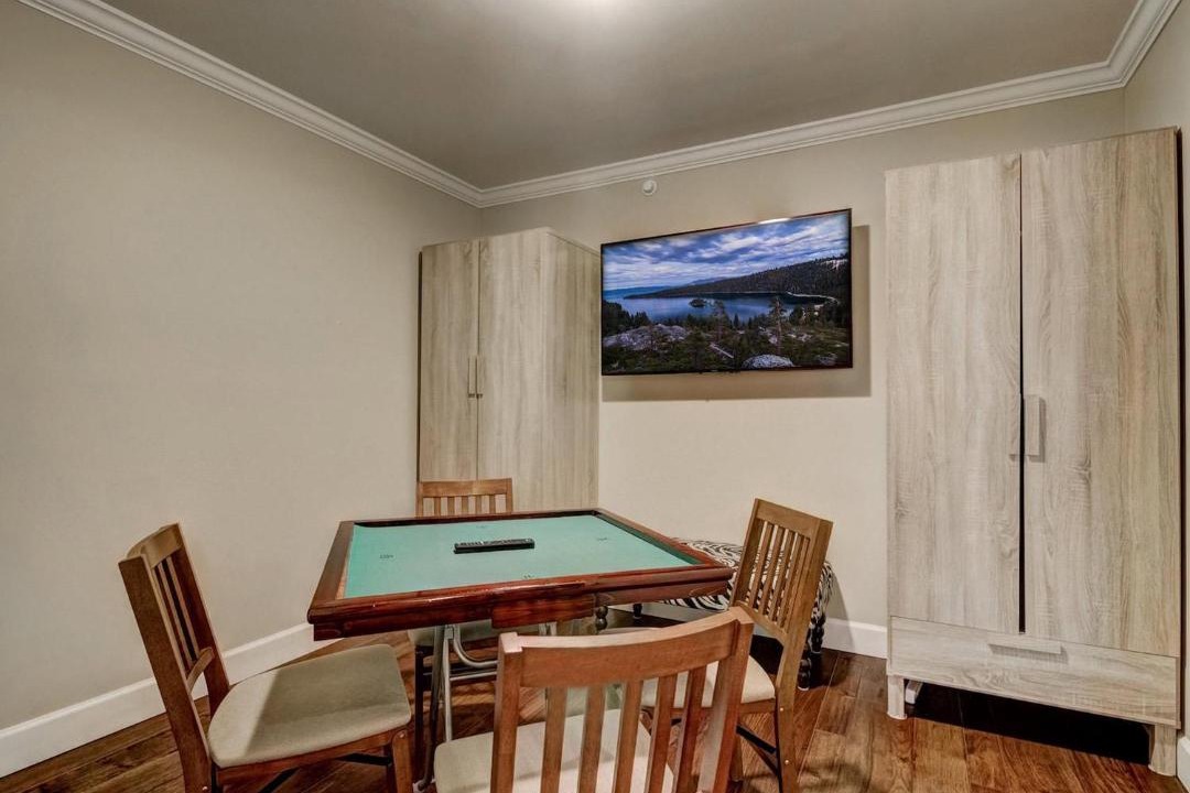 Photo of Livingroom in South Lake Tahoe