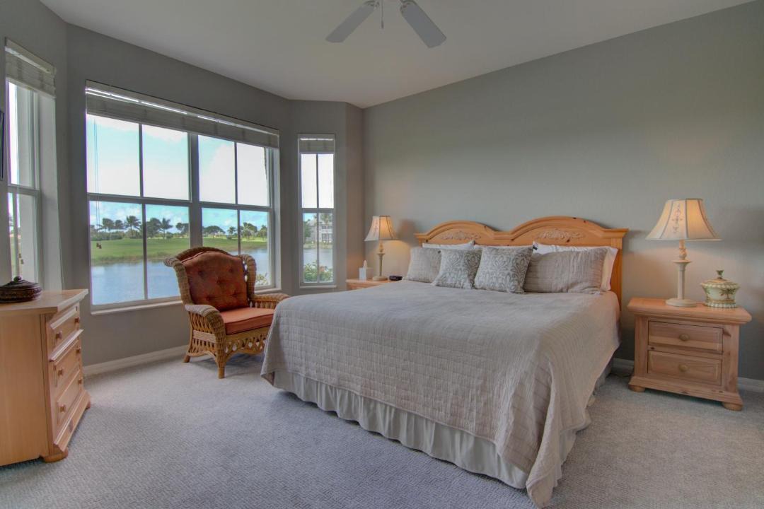 Photo of Bedroom in Naples