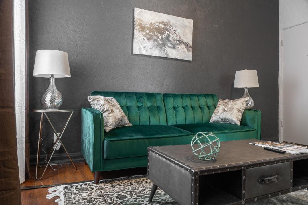 Photo of Livingroom in Larchmont