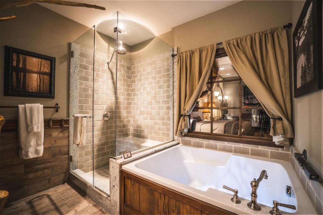 Photo of Bathroom in Pinch District