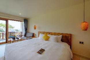 Photo of Bedroom in Ong Lang