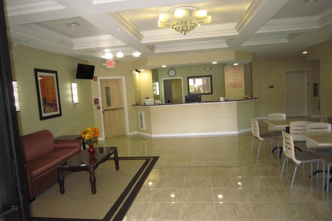Photo of Livingroom in Monmouth Junction