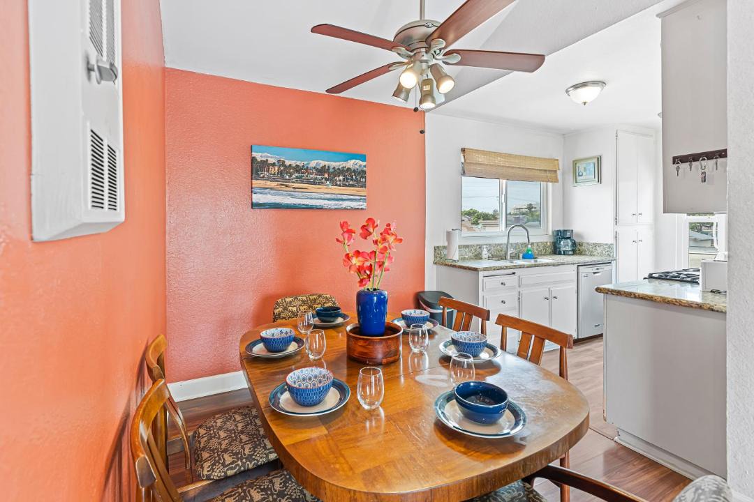 Photo of Livingroom in Yorktown