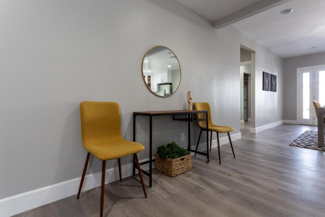 Photo of Livingroom in Larchmont