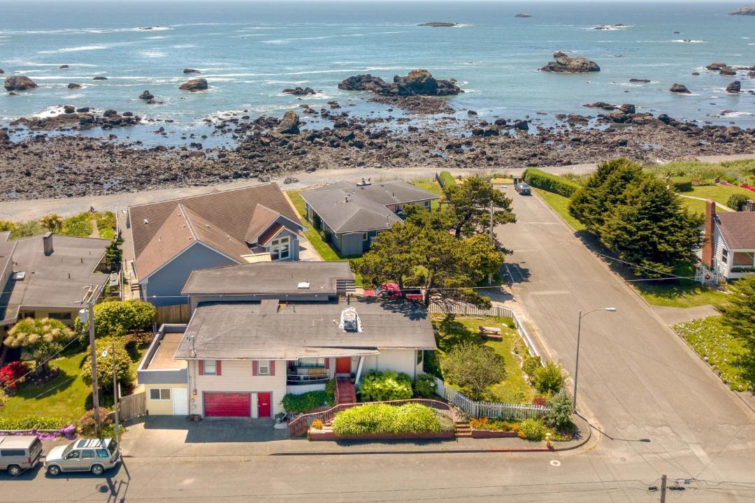 Photo of Others in Crescent City