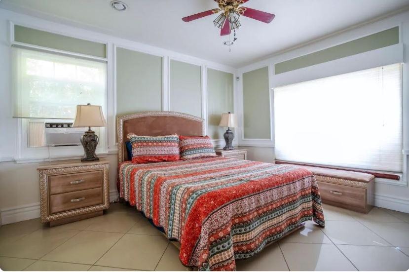 Photo of Bedroom in Bixby Knolls