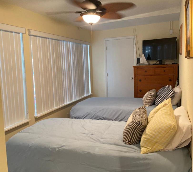 Photo of Bedroom in South Palm Park Neighborhood Association
