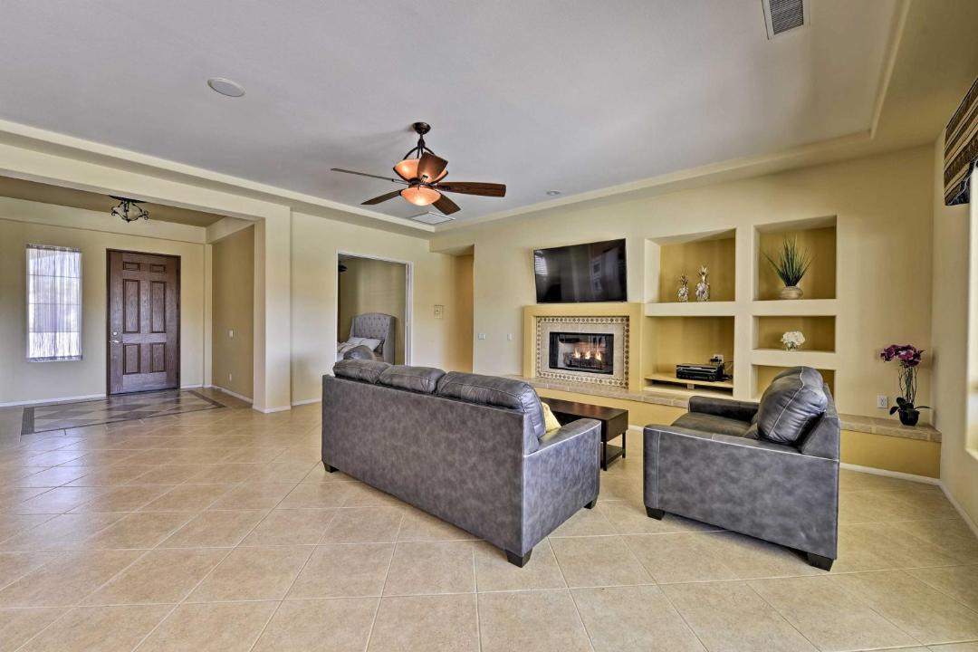 Photo of Livingroom in Palm Desert