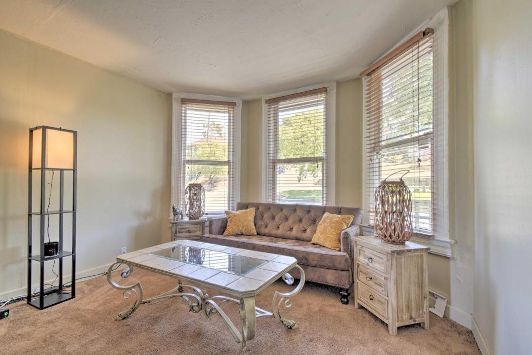 Photo of Livingroom in Vallejo