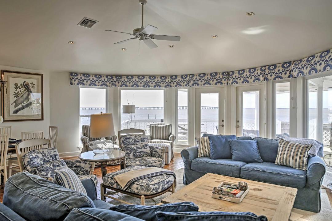 Photo of Livingroom in Slidell
