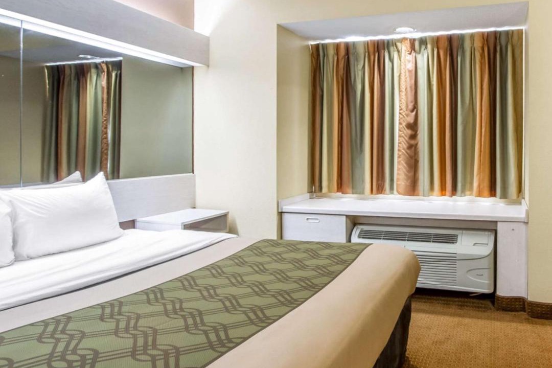 Photo of Bedroom in Tillmans Corner
