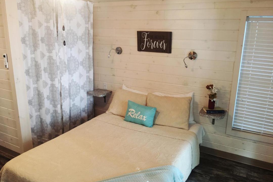 Photo of Bedroom in Steele Creek