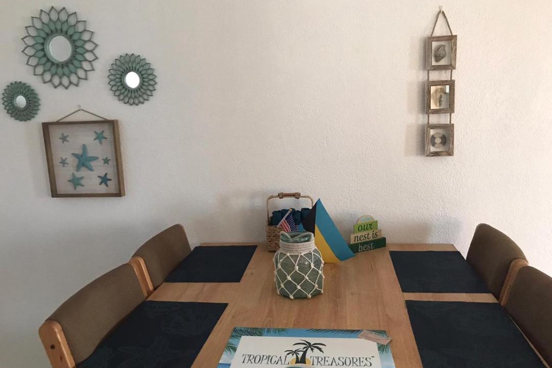 Photo of Livingroom in Calvin Hill