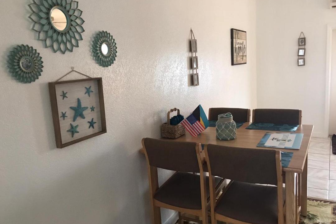 Photo of Livingroom in Calvin Hill