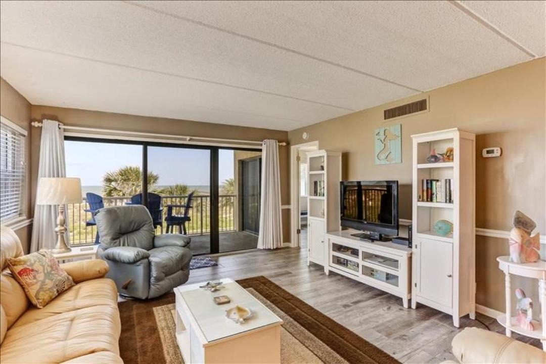 Photo of Livingroom in Fernandina Beach