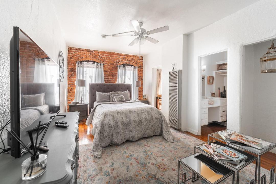 Photo of Livingroom in Larchmont