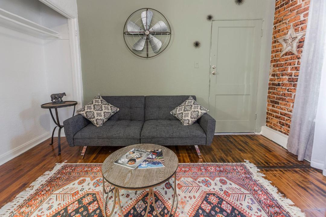 Photo of Livingroom in Larchmont