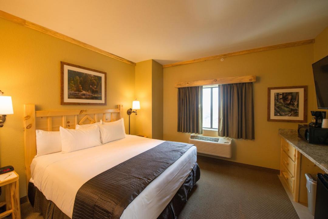 Photo of Bedroom in Anaheim Resort